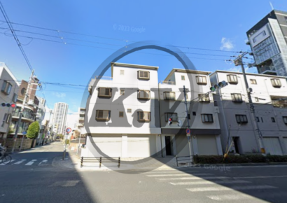大阪の隠れた高級住宅地で存在感を放つ角ビル。ワンフロアーを贅沢にお使いください♪