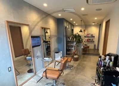 独立開業に最適★大阪を代表するオフィス街から「美容室」の居抜き物件が登場！