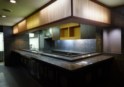 土佐堀通の知る人ぞ知る人気店跡!!専用階段で楽々入店♬