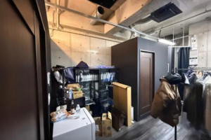 堺筋沿い★コンクリート打ち放しのお洒落なビル★アパレル店居抜き(*^^*)