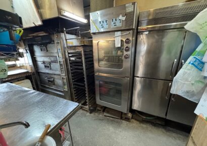 【まるっと一棟】譲渡金不要のパン屋さん居抜き★上階でお住まいいただけます(≧▽≦)
