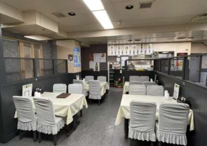 駅からまっスグ(*^_^*)円卓ありの中華料理店をそのまま居抜きでお引渡し♪