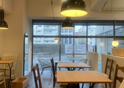 あみだ池筋からすぐ◎桜川のリバーサイド。美装の居抜き物件ヽ(^。^)ノ