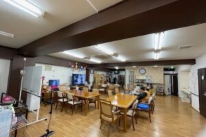 【デイサービス居抜き】滅多と出ない大通り沿い★浴室・キッチン・トイレ等店内そのまま使用可！