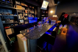 堂島の夜に灯りをともす次のオーナー募集します!!店内広々BAR居抜き(‘◇’)ゞ