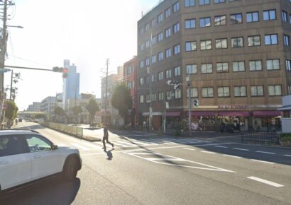 交通量・人通りの多い駅チカ立地◎新規集客のしやすい角地×路面★