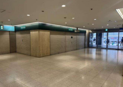 大阪・梅田エリアのランドマーク「大阪駅前ビル」1階テナントですよ!!
