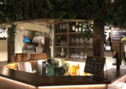 賃料10万円以内の嬉しい物件(‘◇’)ゞ松屋町の隠れ家バー跡でございます。