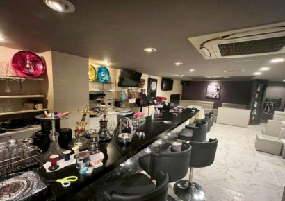 笠屋町筋沿い・ミナミ一等地で即開業◎内装美麗な居抜き登場(*’▽’)