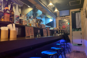十三駅徒歩2分！サカエマチ通り入口すぐの好立地・居抜き店舗！