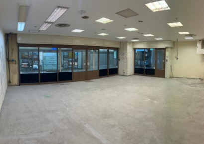 大阪・梅田エリアのランドマーク「大阪駅前ビル」1階テナントですよ!!