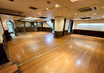 老松通りに面する、歴史と気品のあるエリア。中華料理店跡にてテナント募集(‘◇’)ゞ