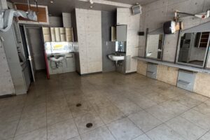 26号線すぐ!!スケルトンから「やりたい」を形にできる路面店(^^)/
