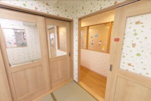 広々クリニック跡♬大通り沿い×バス停前で好アクセス(/・ω・)/