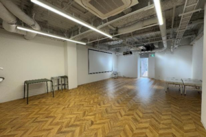 新大阪駅スグ！40坪超のワンフロアーを独占ヽ(^o^)丿