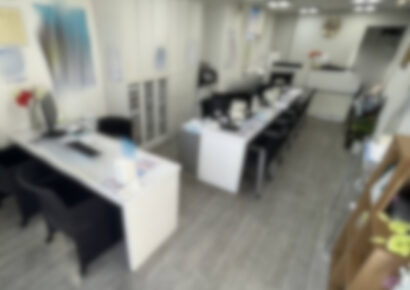 交差点すぐ路面店!!視認性抜群でリピーターを育成できます★