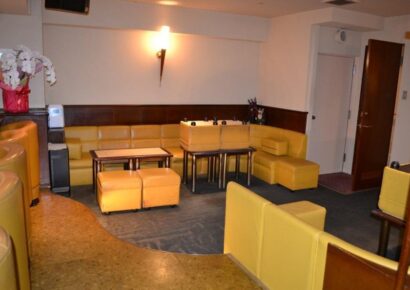 大阪を代表するオフィス街「ニシナカ」のラウンジ居抜き(*’▽’)