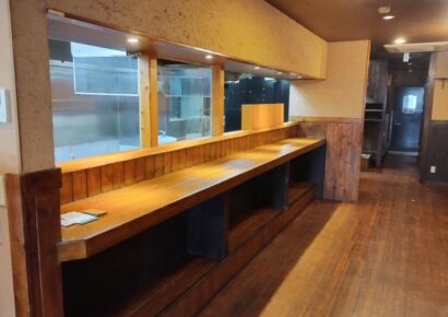 視線を独占ヽ(^o^)丿ワンフロアー広々使える居抜きです★