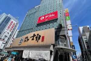 【御堂筋沿い】ミナミの一等地角地ビル★視認性◎の立地で開業チャンス‼