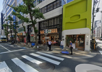 店舗と事務所のセット貸し(*^^*)堺筋に面するビルの1階★目立ちます!!