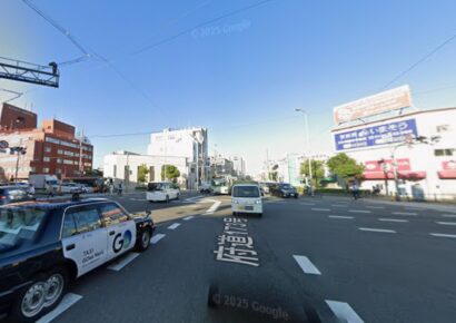 角地×交差点!!一棟丸ごと貸しで存在感絶大です(^o^)/