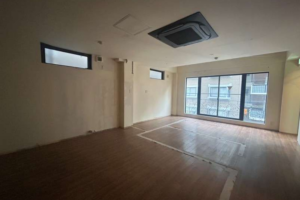 大人が集まる街南船場で自分のお店をスタートさせませんか？(ΦωΦ)