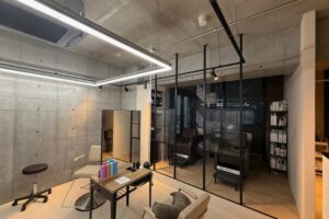 アメリカ村エリア(/・ω・)/スタイリッシュなビルのスタイリッシュな美容室居抜き♦