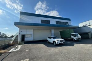 【大型倉庫】敷地使用面積600坪超！間口・駐車スペース広々★あらゆる物流拠点に◎