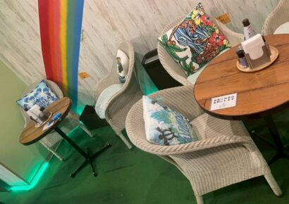 交差点すぐの居抜き物件(・∀・)店内飲食OKなテイクアウト店跡です。