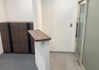 本町通のビルインテナント(´っ･ω･)っ軽飲食店もご相談ください!!