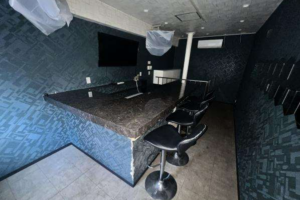 宗右衛門町で夜の主役へ!!2フロアー独占で差をつける(^o^)／