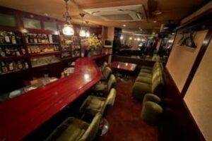 お初天神通りすぐ!(^^)!スナック居抜き物件が登場!!