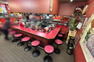 【ランチ需要特に◎】オフィス街・天満橋の駅近居抜き！厨房設備そろってます(≧▽≦)