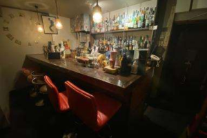 ワンオペ最適♪アメリカ村で自分だけのBAR、始められます(^^)/