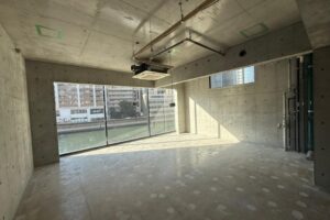 ロケーションで選ばれるお店(*^_^*)土佐堀川を一望できるワンフロアーテナント♪