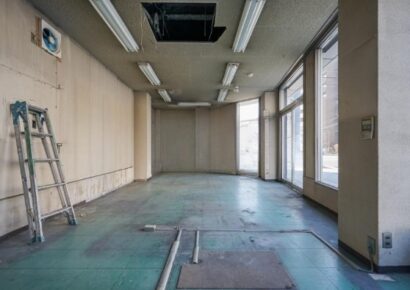 視認性抜群!!交差点角地の目立つ路面店◎何商ご相談ください(‘◇’)ゞ