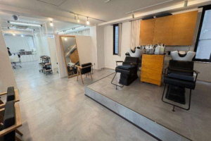 堀江ですぐ始めたい人にドンピシャ!!美容室居抜きでそのままお渡しします◎