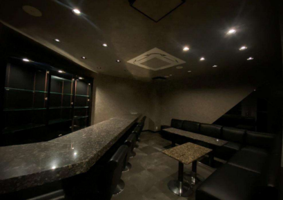 譲渡金0円でバー開業!!ミナミの夜に挑戦できます(´っ･ω･)っ