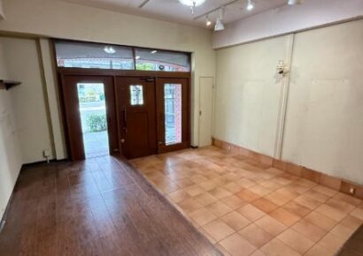 スタートダッシュが決めやすい!!上町筋の美容室跡(^^)/