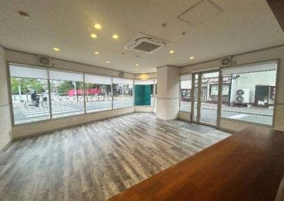 長居公園目の前(ﾟДﾟ)ﾉ公園ビューの角地路面という最強ロケーション!!