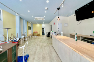 平野駅エリアに、雰囲気の良いカフェ居抜き・1階路面店が登場しました。