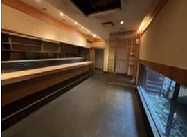 大人の街で隠れ家感が武器になる!!居抜き物件で目指せ、低コスト開業(*^_^*)