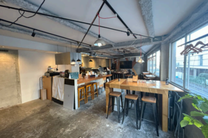 視認性優れた角地居抜き！　設備充実で重飲食まで可能！