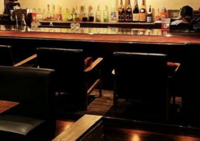 ナイトシーンの中心地で雰囲気バツグンのBAR!!今ならフリーレント1ヶ月★