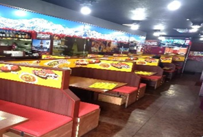 国道沿い！什器備品充実の店内！　地域に根付く飲食店をどうぞ♪
