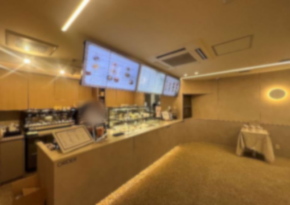 話題のお店づくりができる!!大型カフェ居抜き物件(*ノωノ)