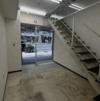 視認性◎な路面メゾネット!!ショップにもオフィスにもおすすめ(^^)/