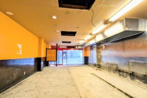 駅目の前!!路面店舗でスタートから認知力絶大です(*‘∀‘)