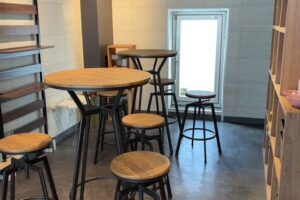 オフィス街を眺めるカフェ居抜き。同業態大歓迎(・∀・)