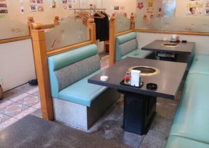御幸通商店街(゚Д゚)ノ存在感抜群の焼肉店跡です!!